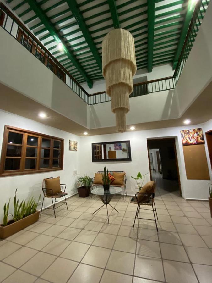 Hotel Casa Colonial González Mérida Exterior foto